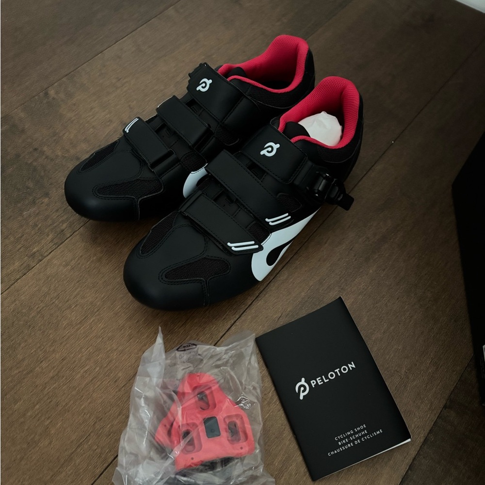 NWT!! Men’s Peloton Bike Shoes